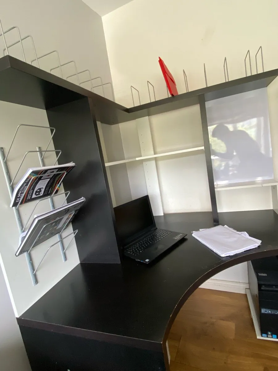 Desk - Image 3