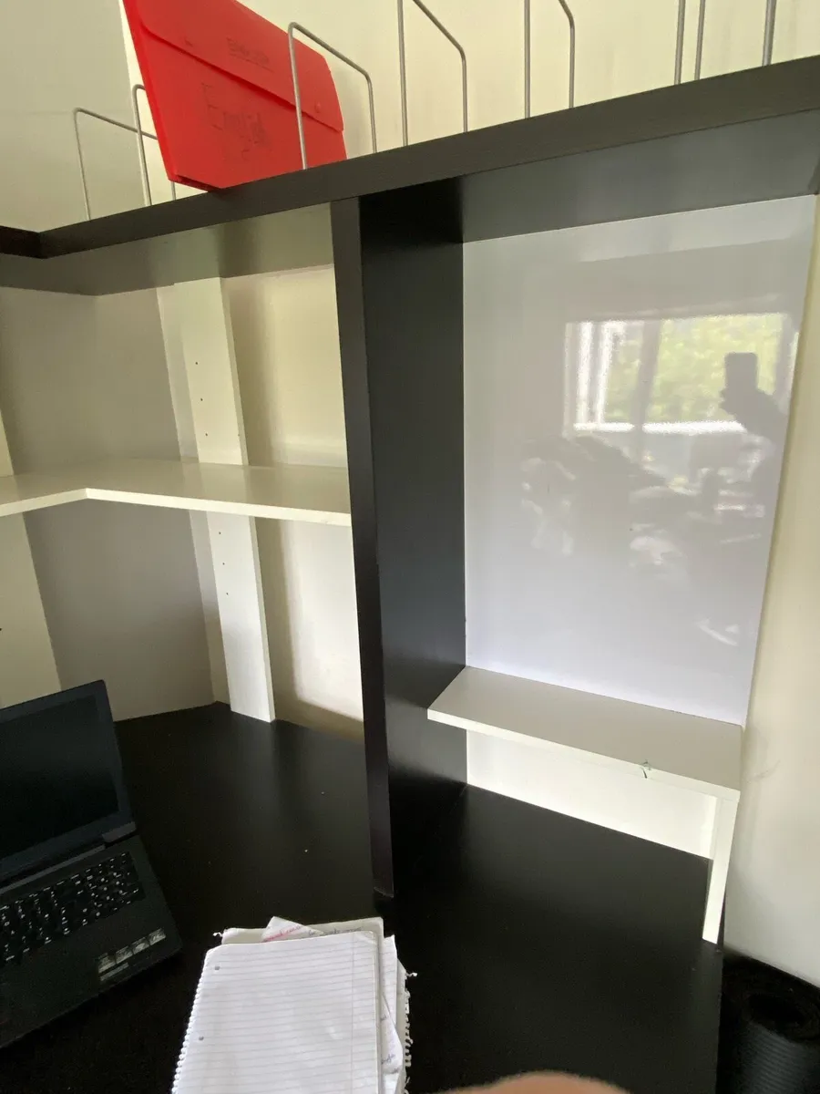 Desk - Image 4