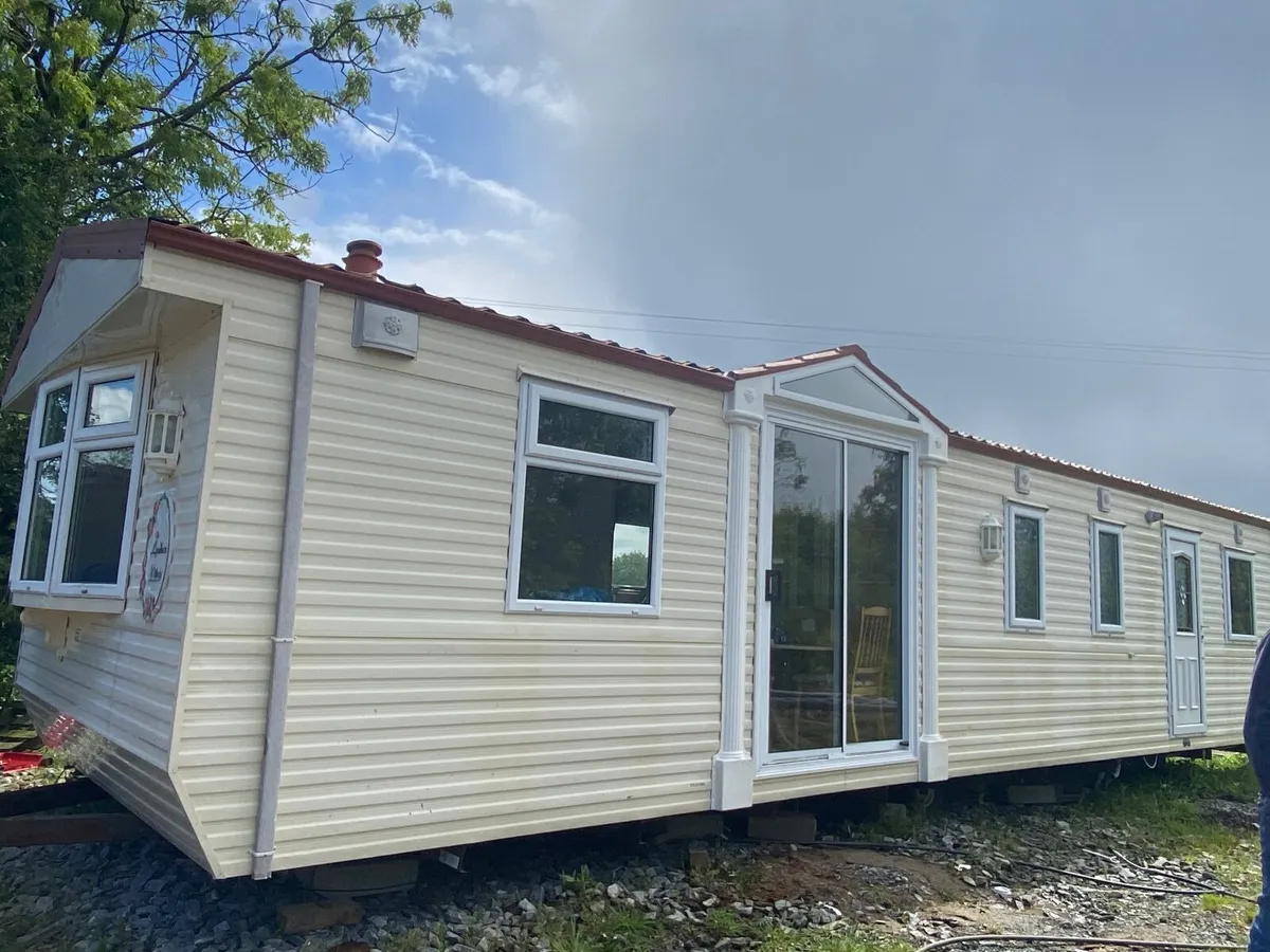 Mobile home - Image 1
