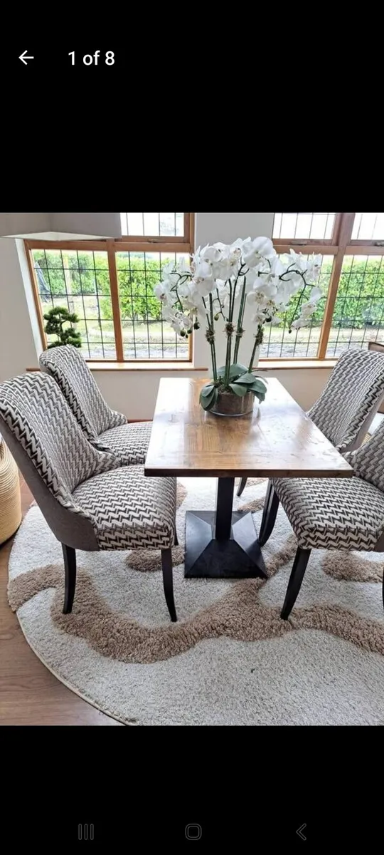 Solid wood Dining table - Image 1