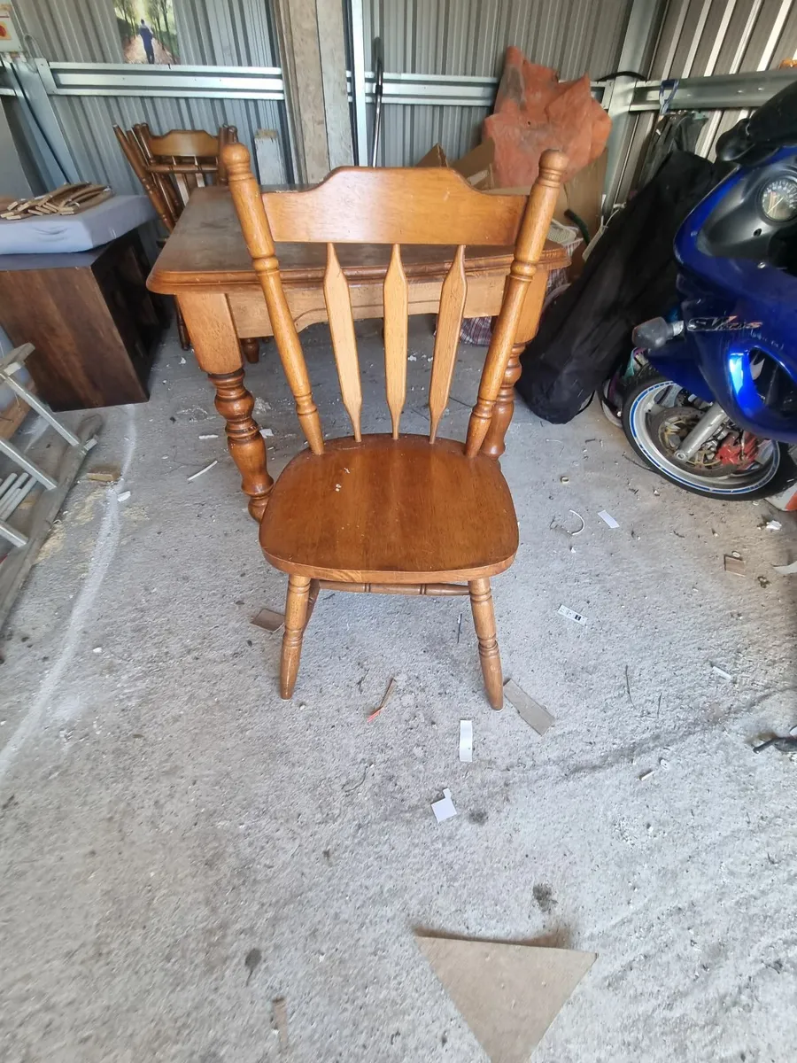 Dining table and chairs - Image 3