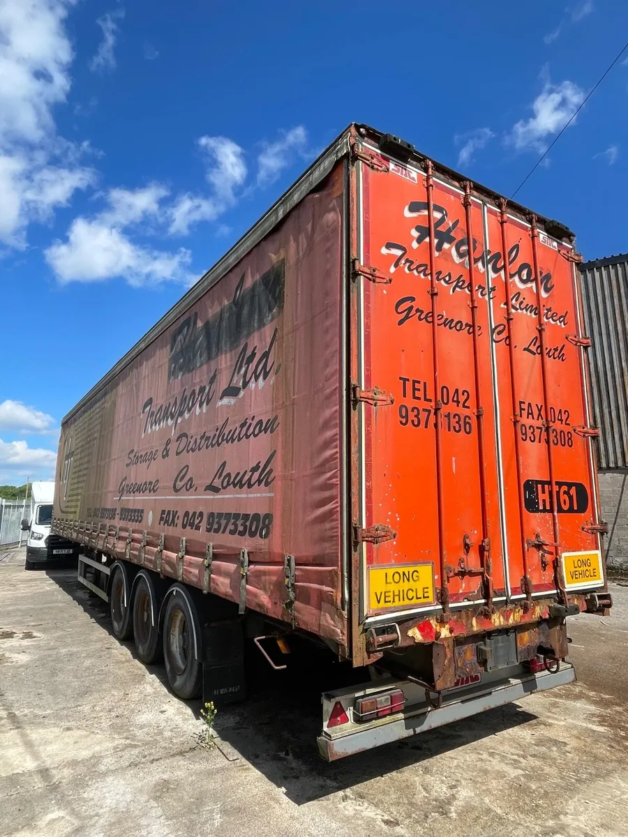 SDC curtainsider trailer tri axle flat bed - Image 3