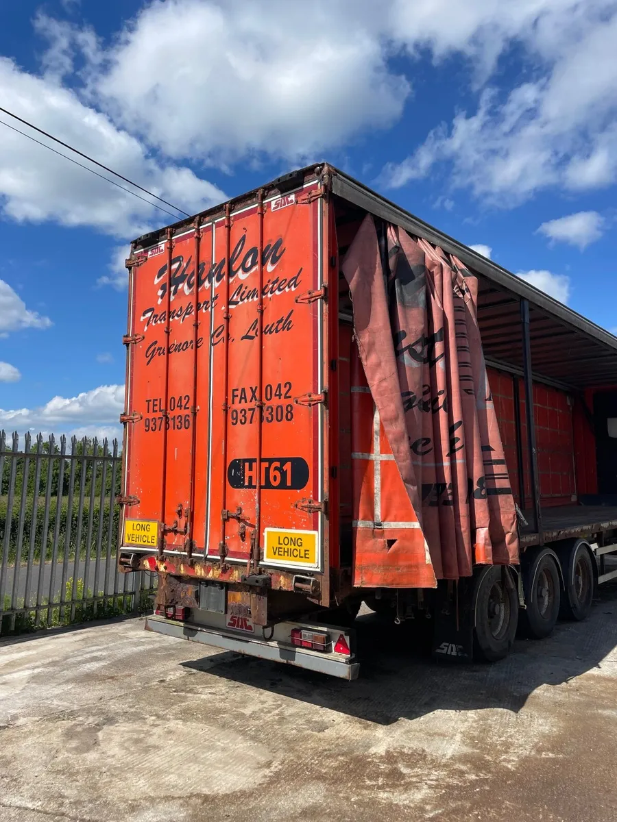 SDC curtainsider trailer tri axle flat bed - Image 4