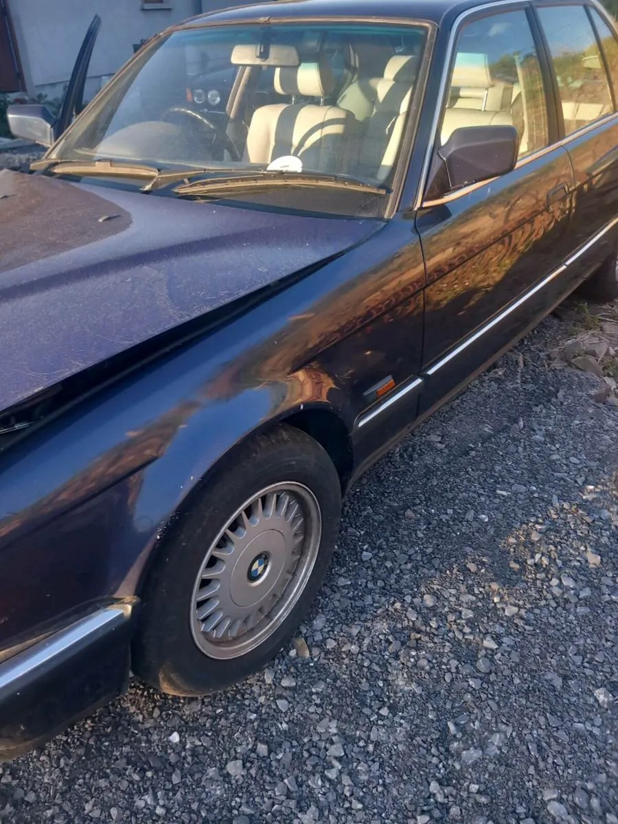 Car parts - Image 1