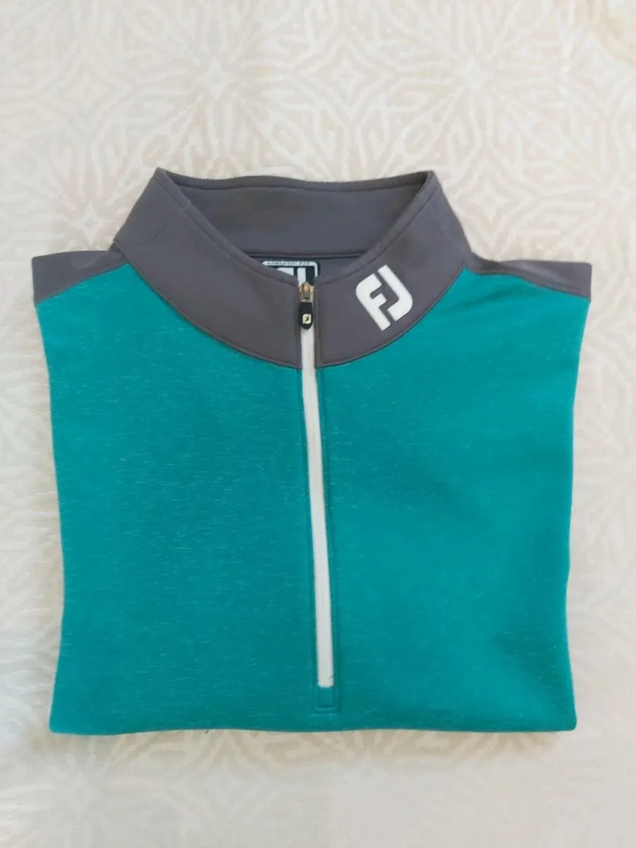 Footjoy 1/4 zip sweater - Image 1