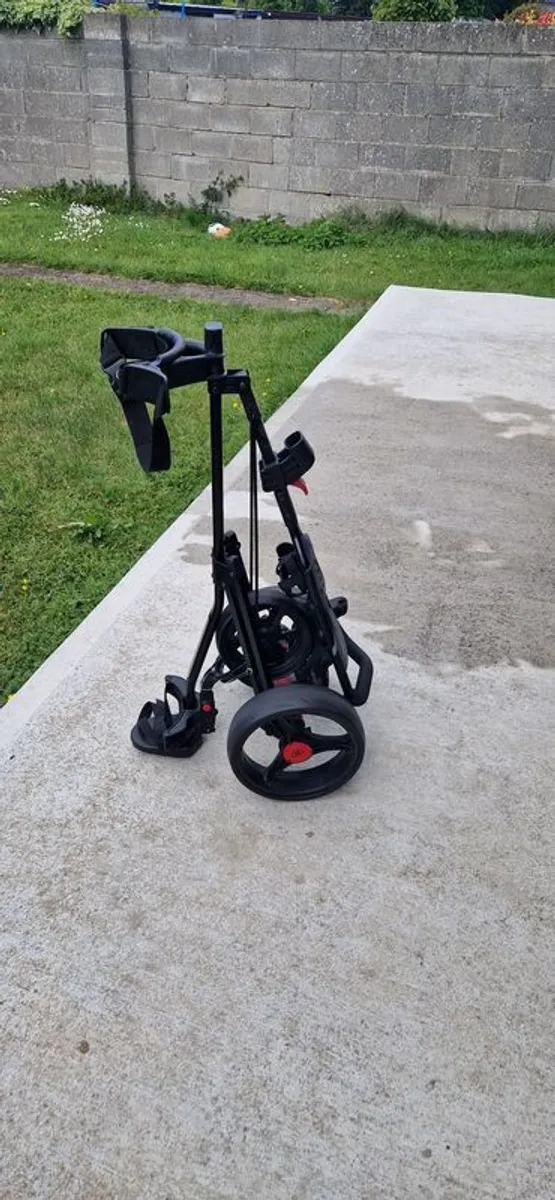 Golf equipment - Image 3