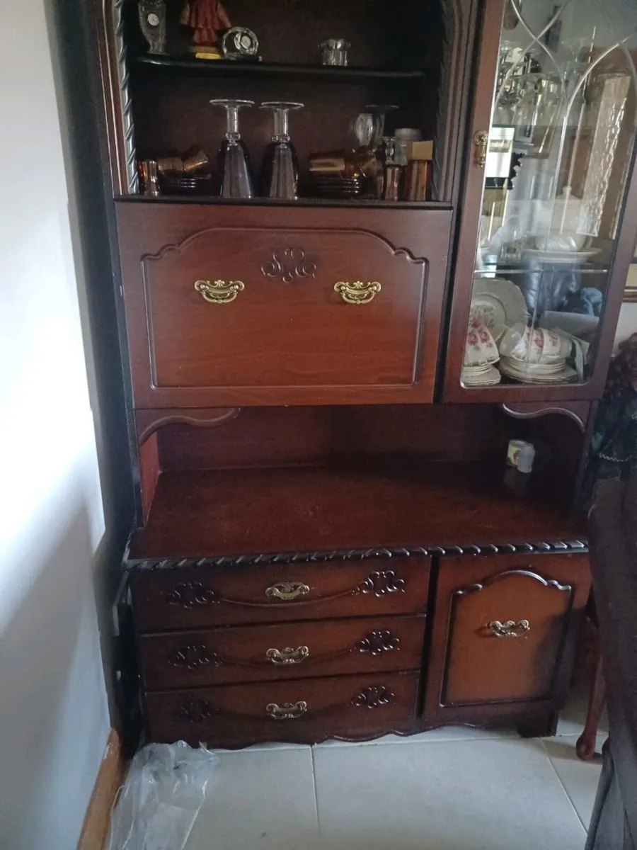Sitting room cabinet - Image 2