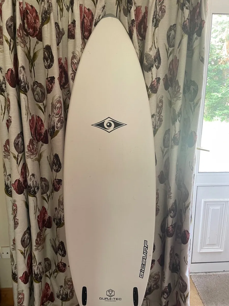 Surf board - Image 2