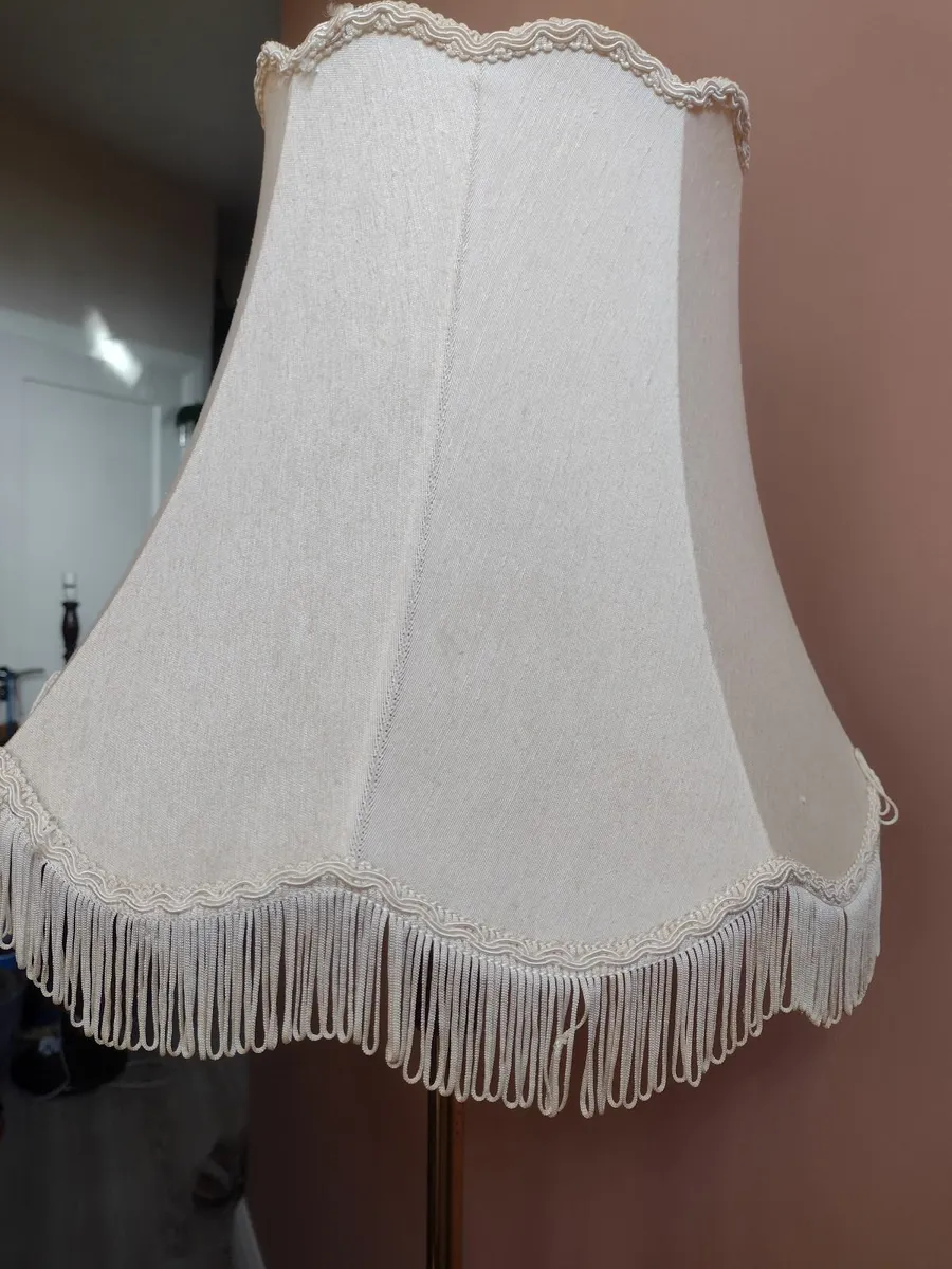 Old style lamp shade with fringe - Image 1