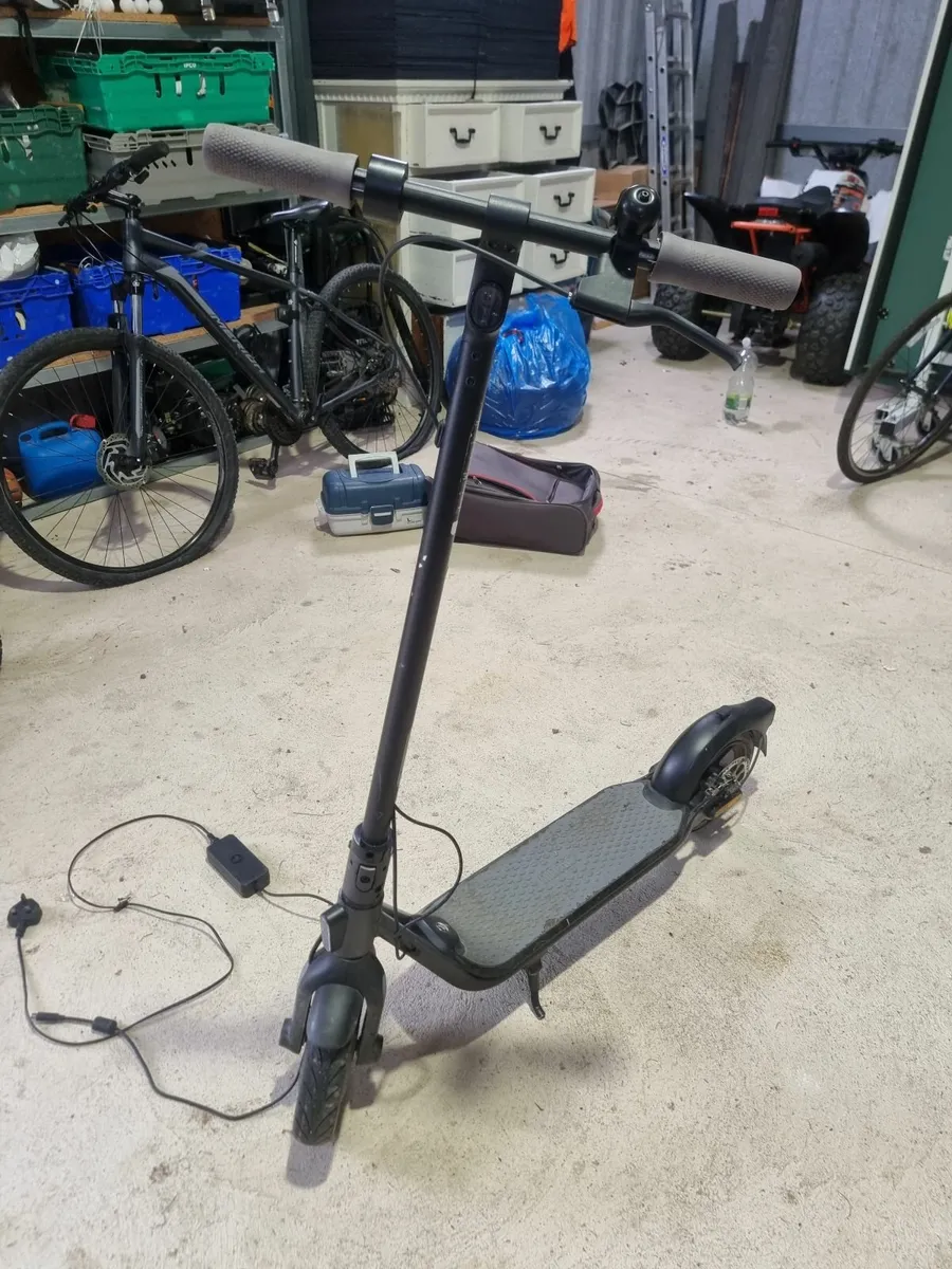 Electric scooter - Image 1
