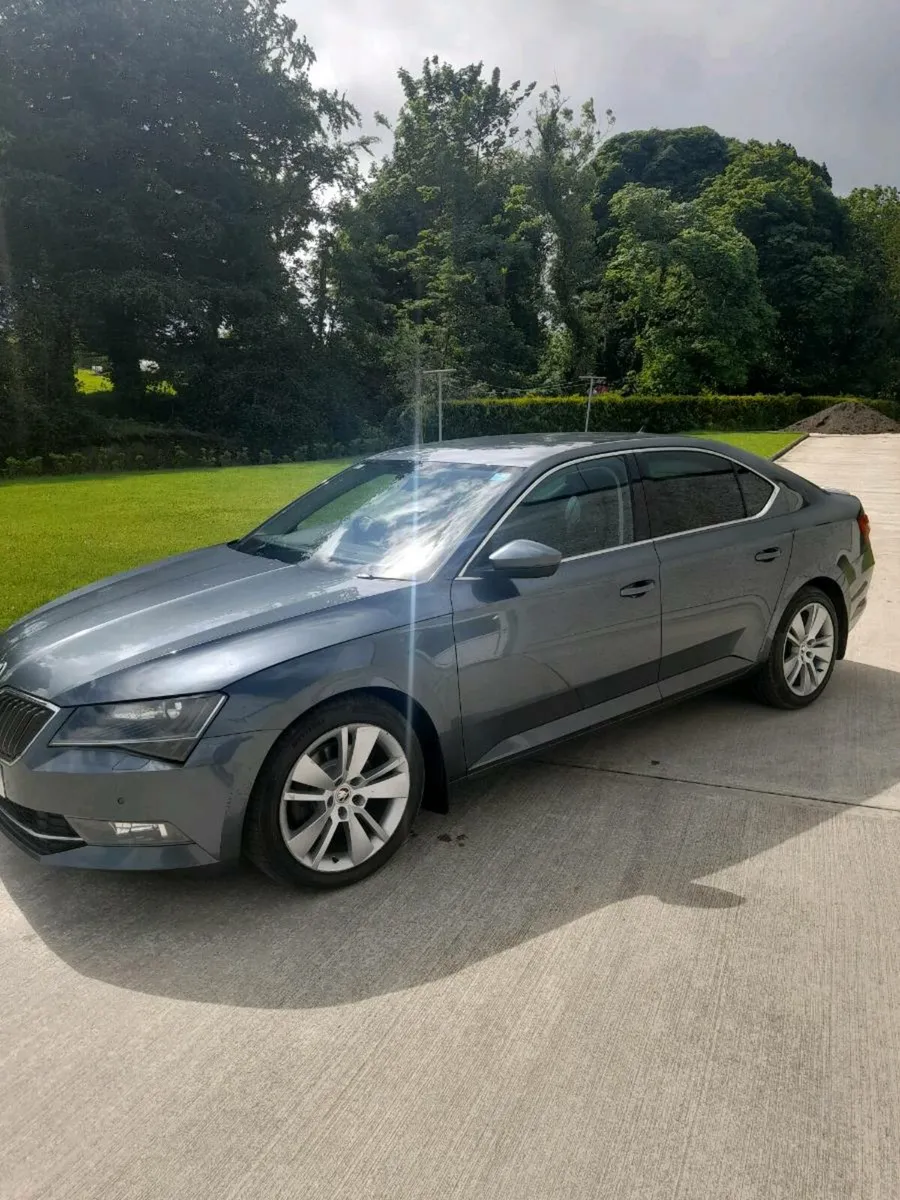 Skoda superb executive 2.0 diesel dsg 150bhp - Image 2