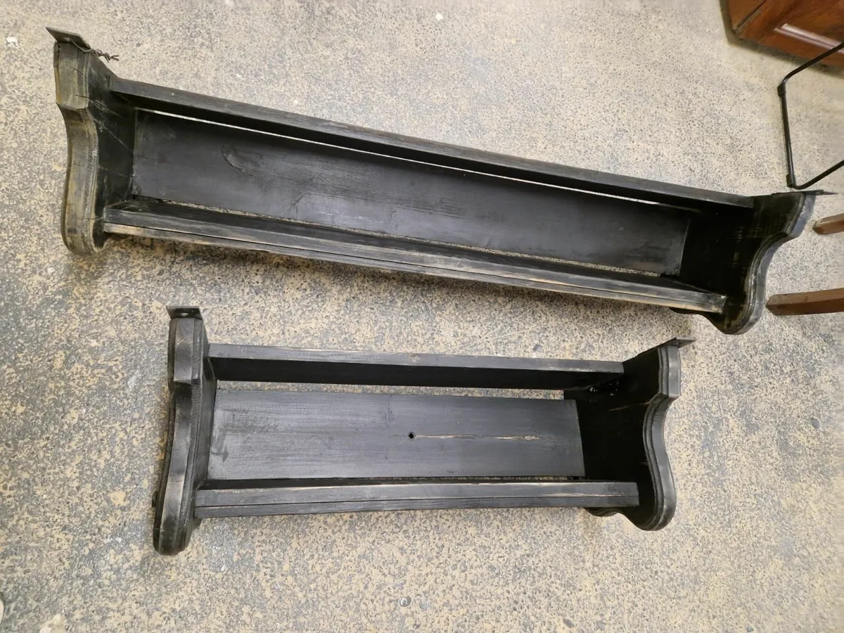 Pair vintage wall hanging planter boxes - Image 3
