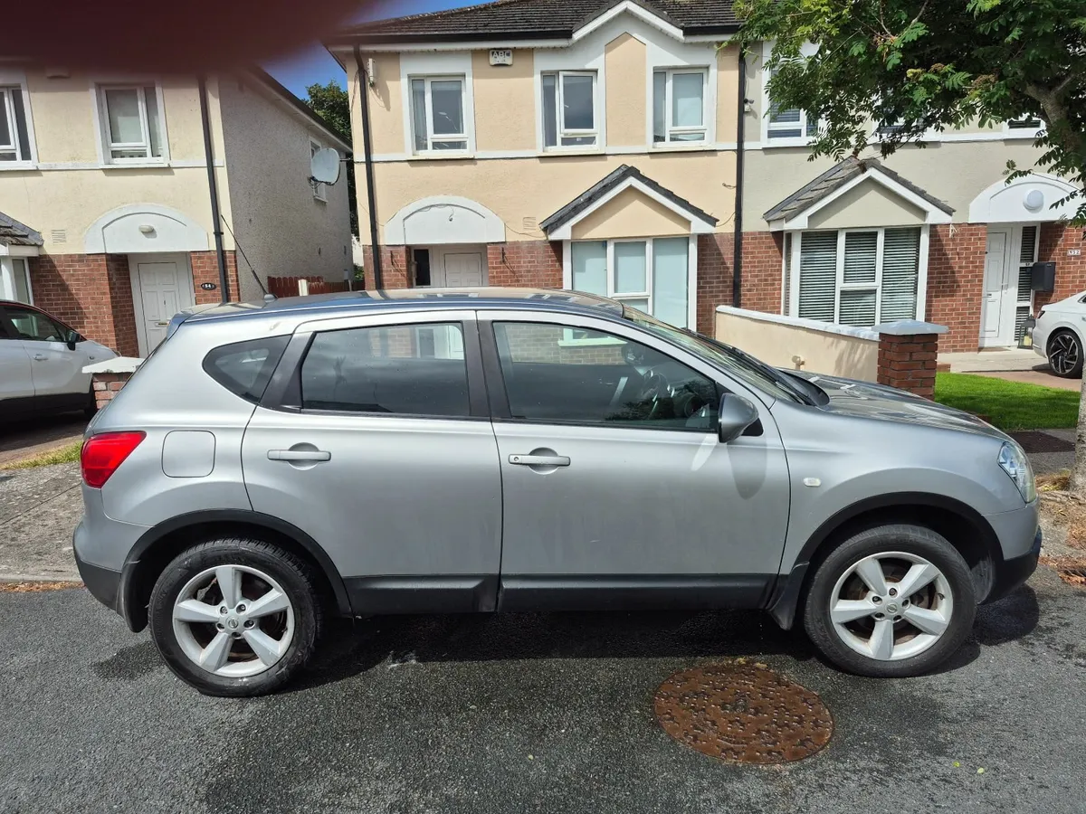 Nissan Qashqai 2010 - Image 2