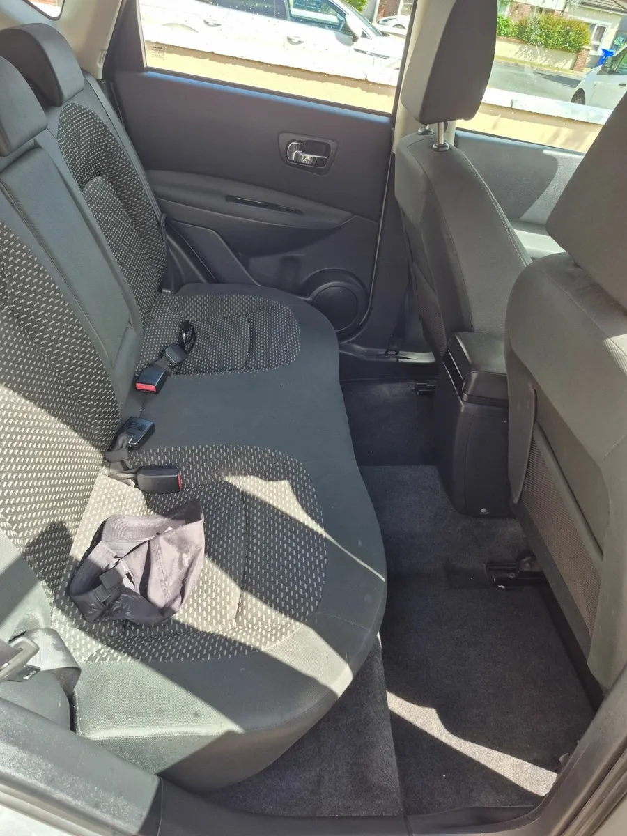 Nissan Qashqai 2010 - Image 4
