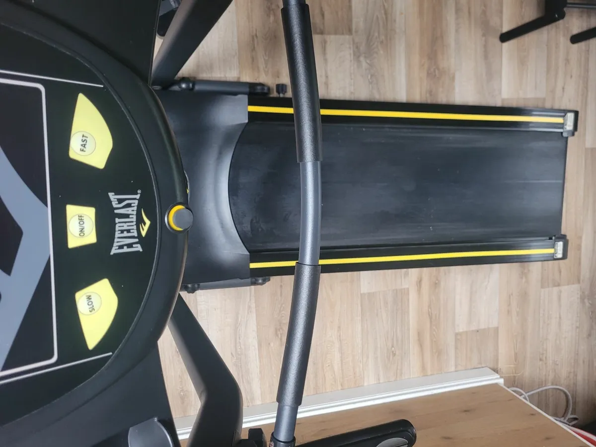 Everlast Motorized Treadmill JX-260E – €200 - Image 2
