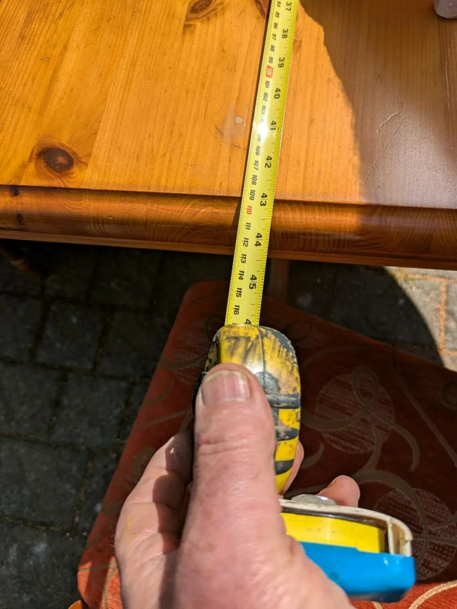 Dining table - Image 4