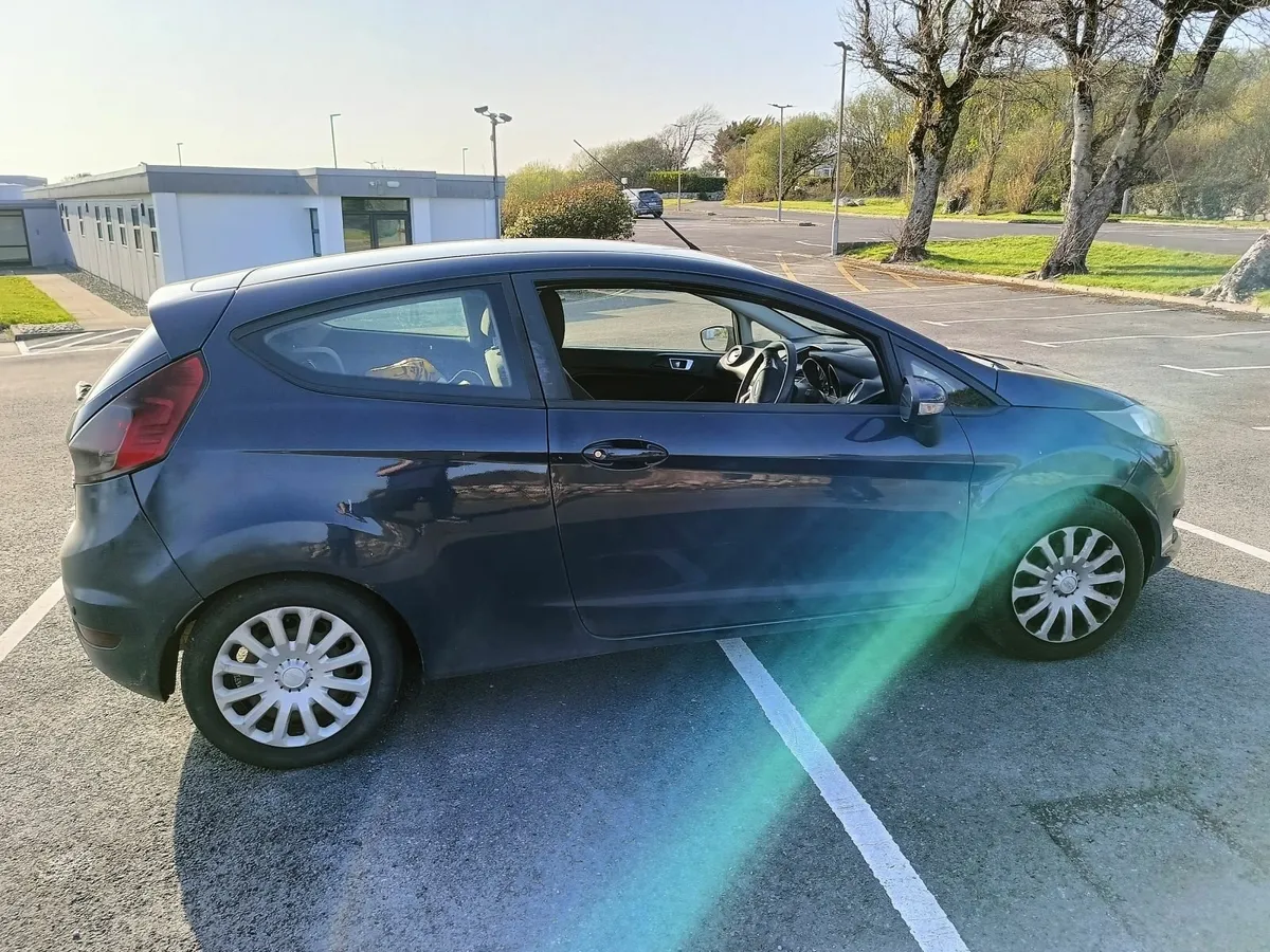Ford Fiesta 2014 - Image 3