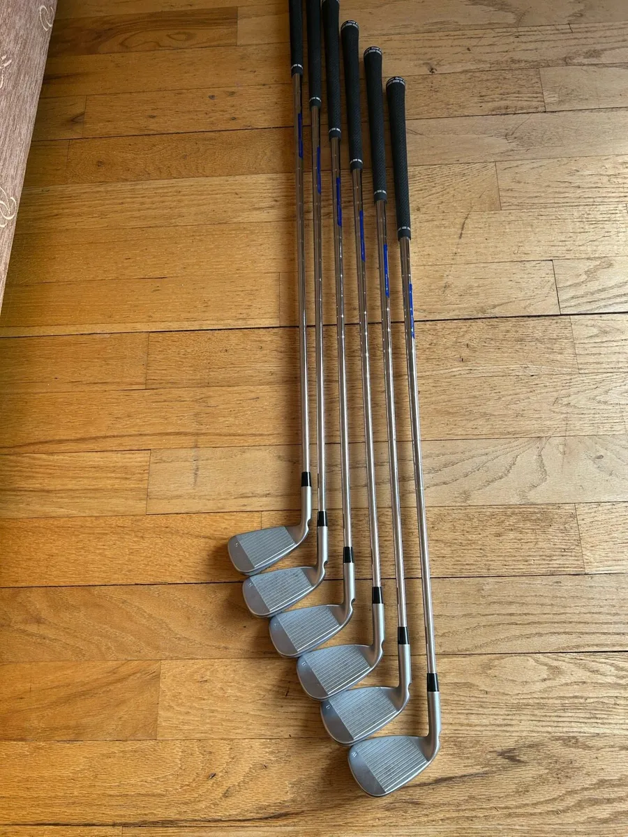 Ping G430 irons 5 to PW. Regular. Red dot. - Image 2