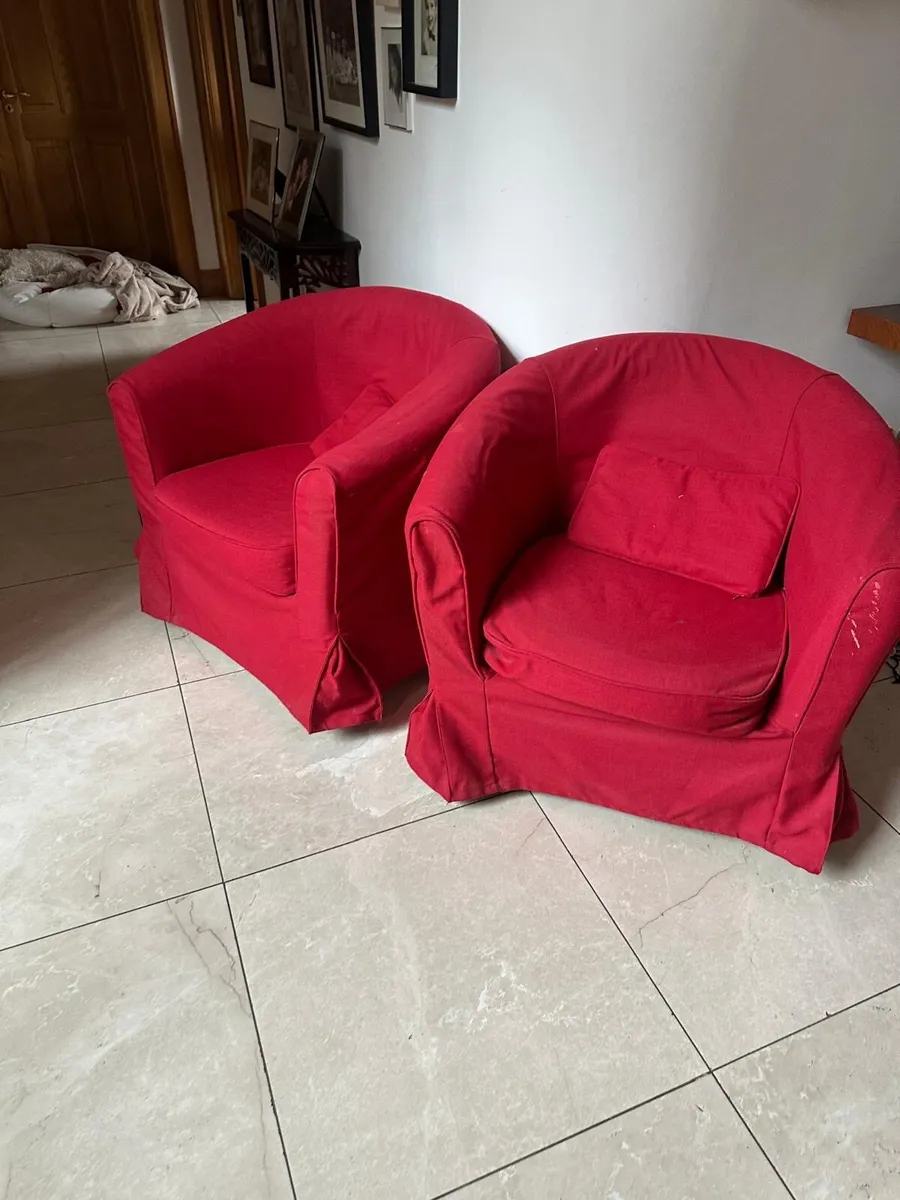TULLSTA RED ARMCHAIRS - Image 2