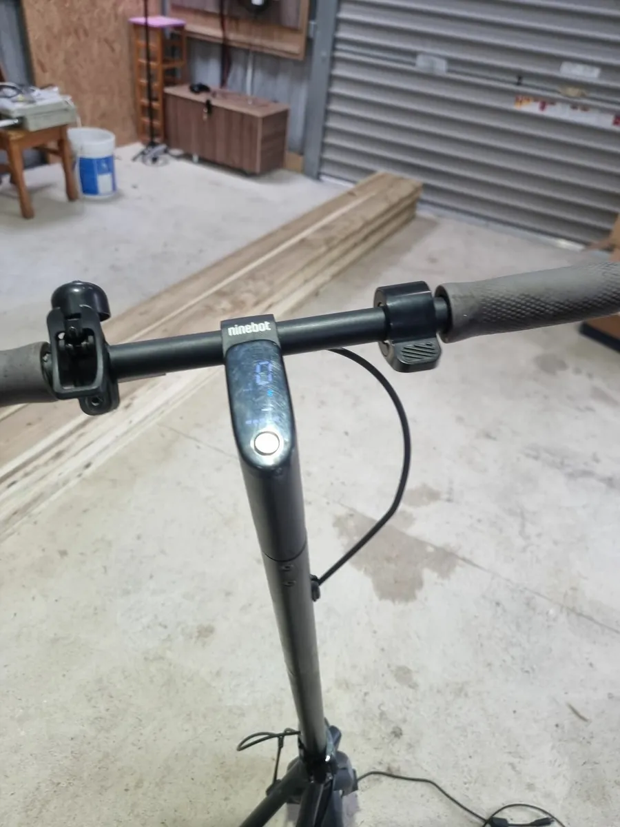 Electric scooter - Image 3