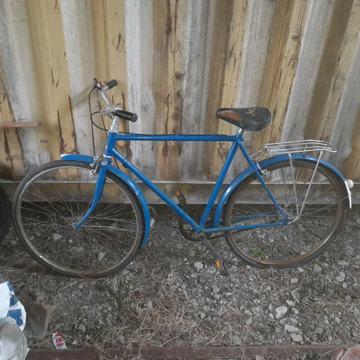 3 old bicycles - Image 1