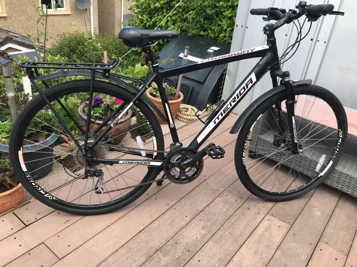 Merida Crossway Hybrid Bike Oil disc whels - Image 3