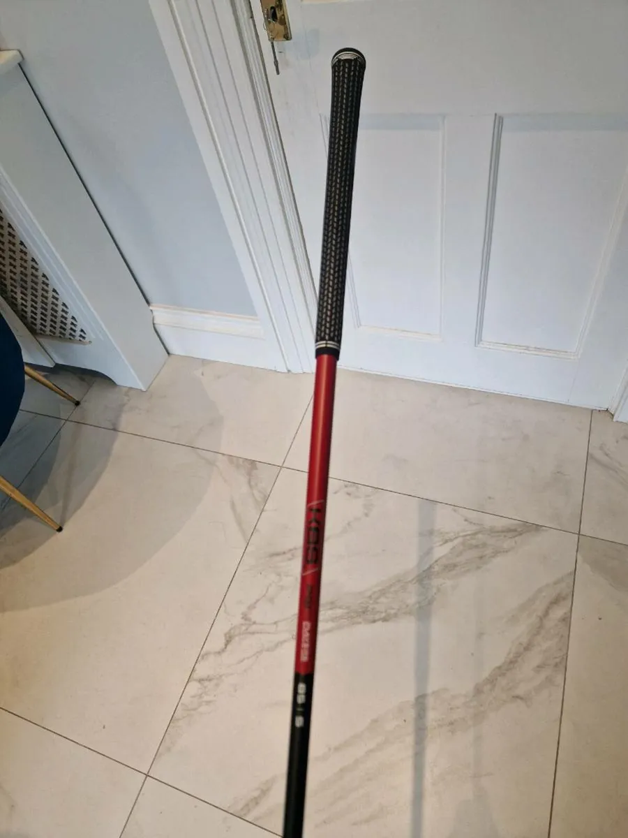 Cobra golf 4 hybrid stiff new - Image 4