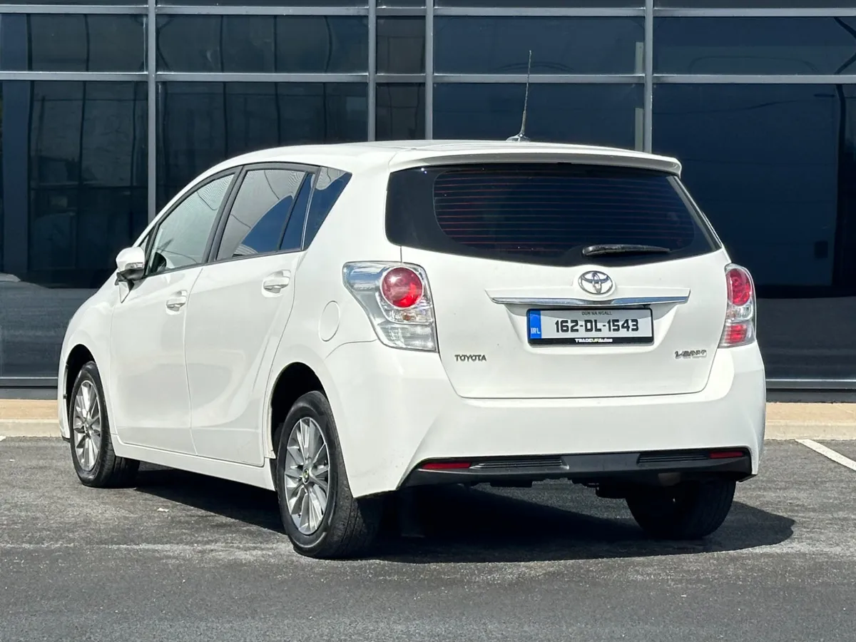Toyota Verso *7 Seater D-4D - Image 4