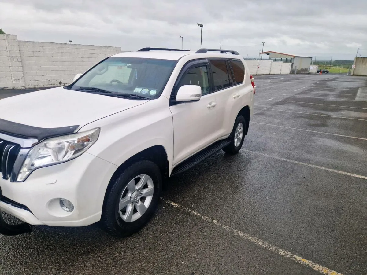 Toyota landcruiser - Image 2