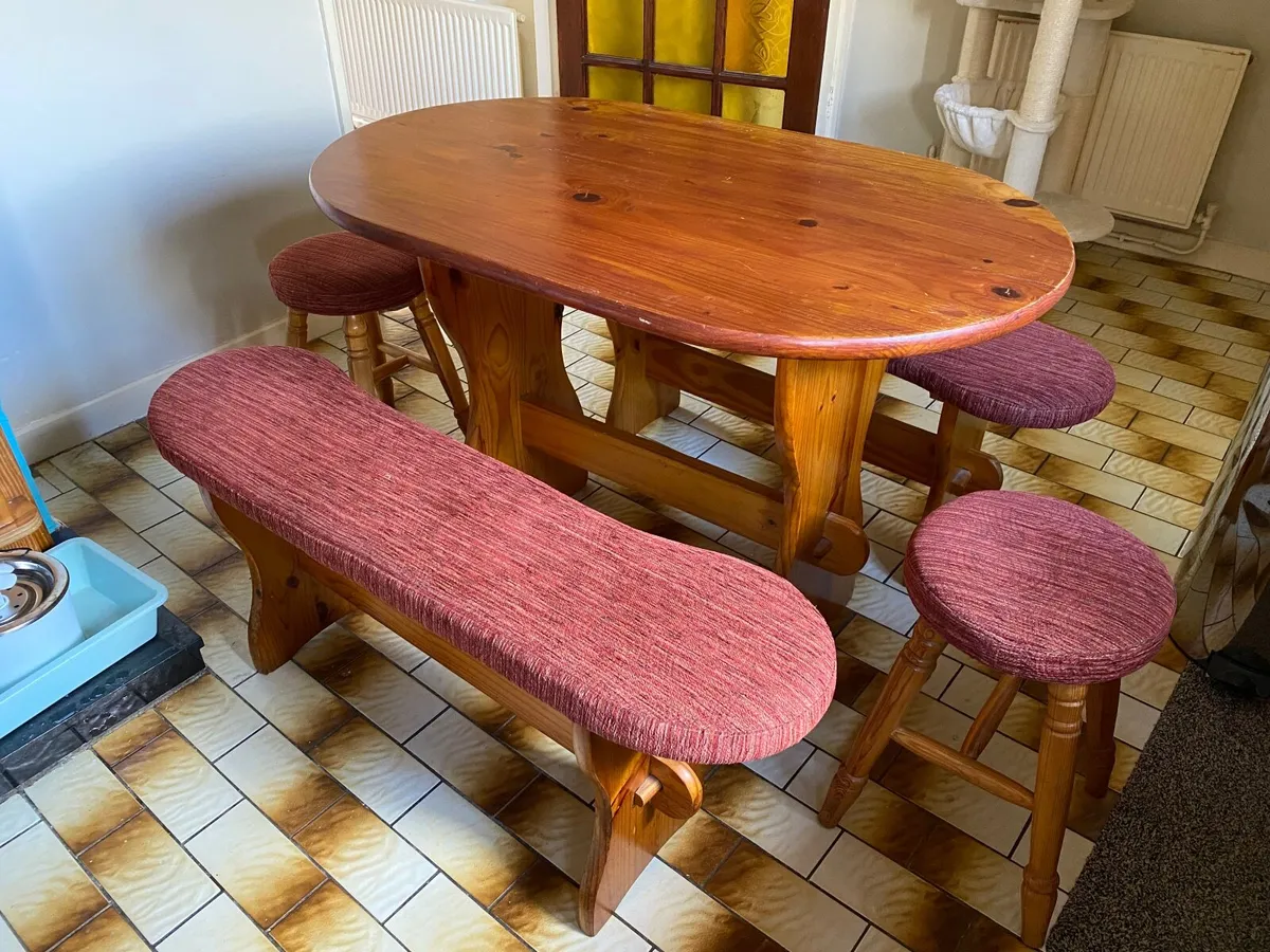 Table + 2 benches + 2 small stools - Image 1
