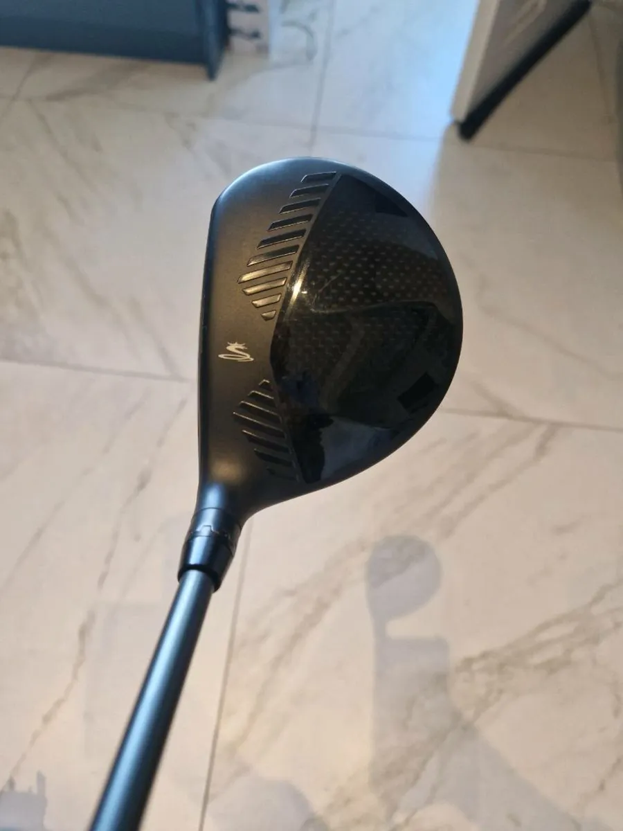 Cobra golf 3  and 5 wood king 9 model - Image 2
