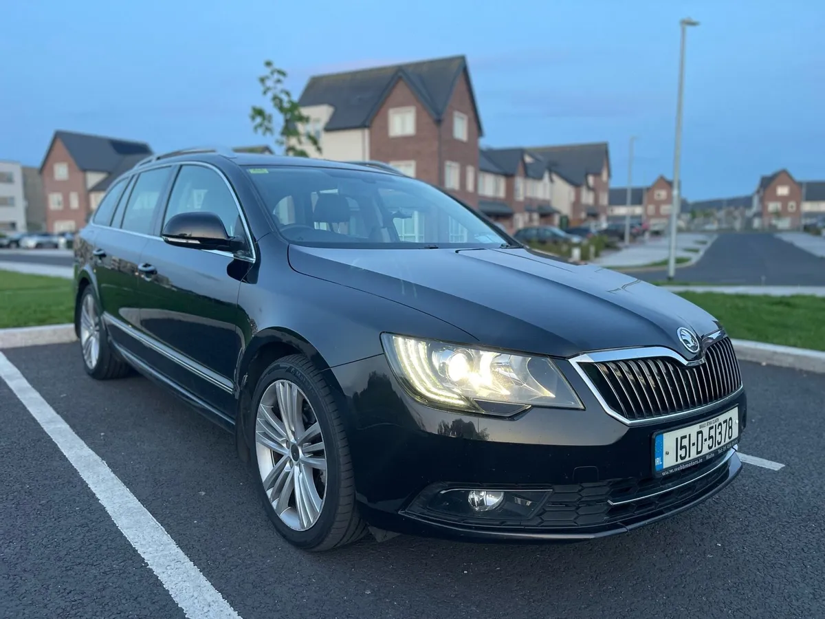Skoda Superb Automatic 8750€ - Image 1