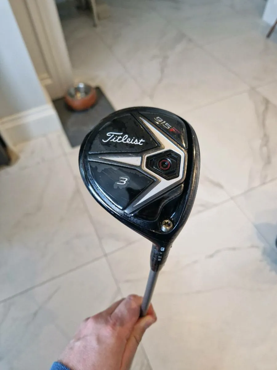 Titleist 915 golf 3 wood stiff - Image 1