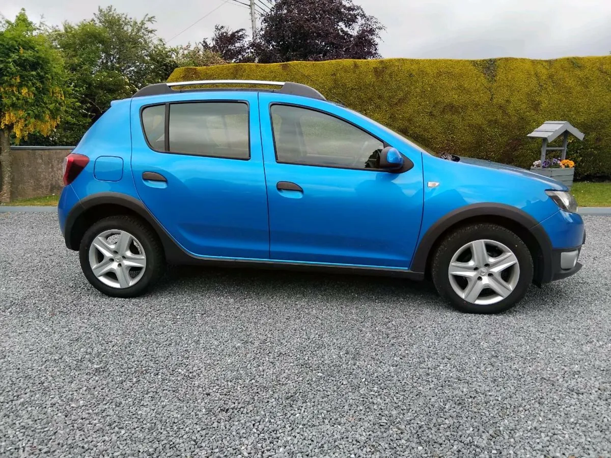 141 DACIA STEPWAY 1.5 DIESEL LOW KMS - Image 3