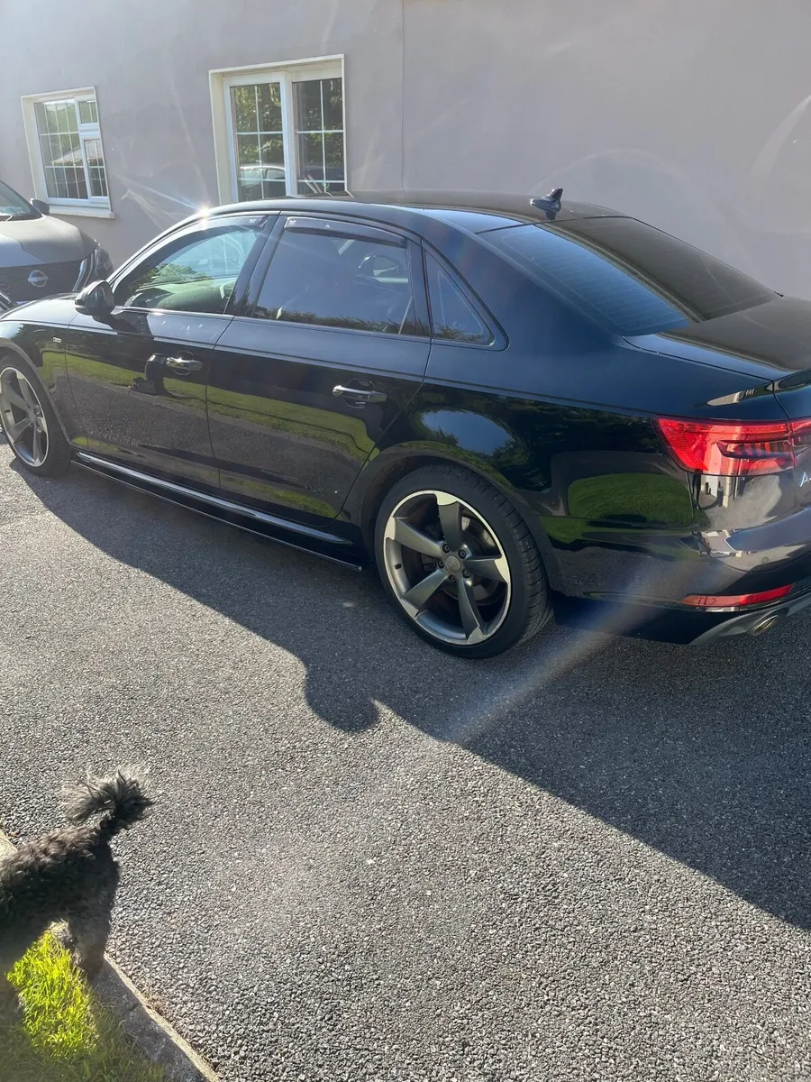 Audi A4 2017 - Image 4