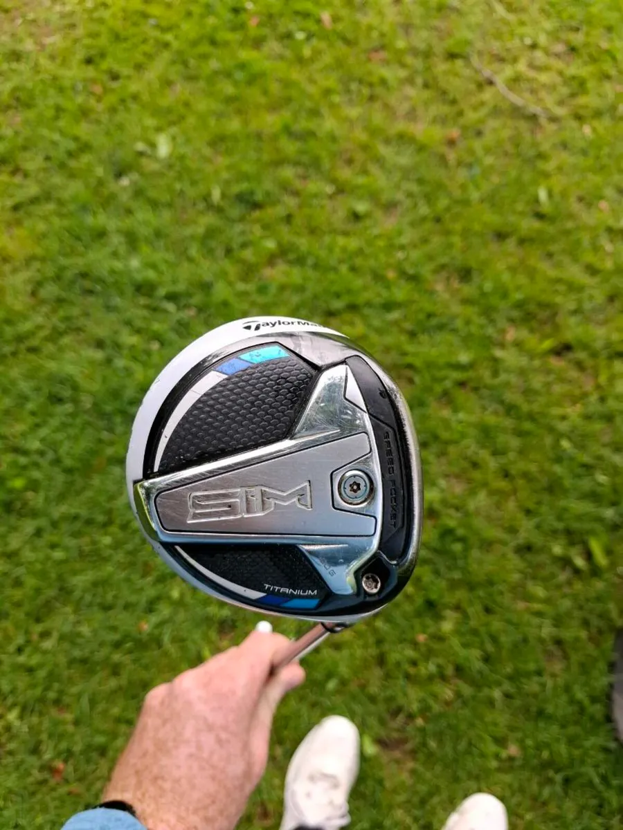 Taylormade sim titanium 3 wood - Image 1