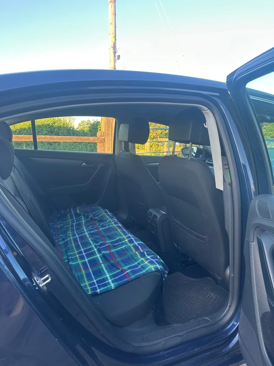 Volkswagen Passat 2014 - Image 1