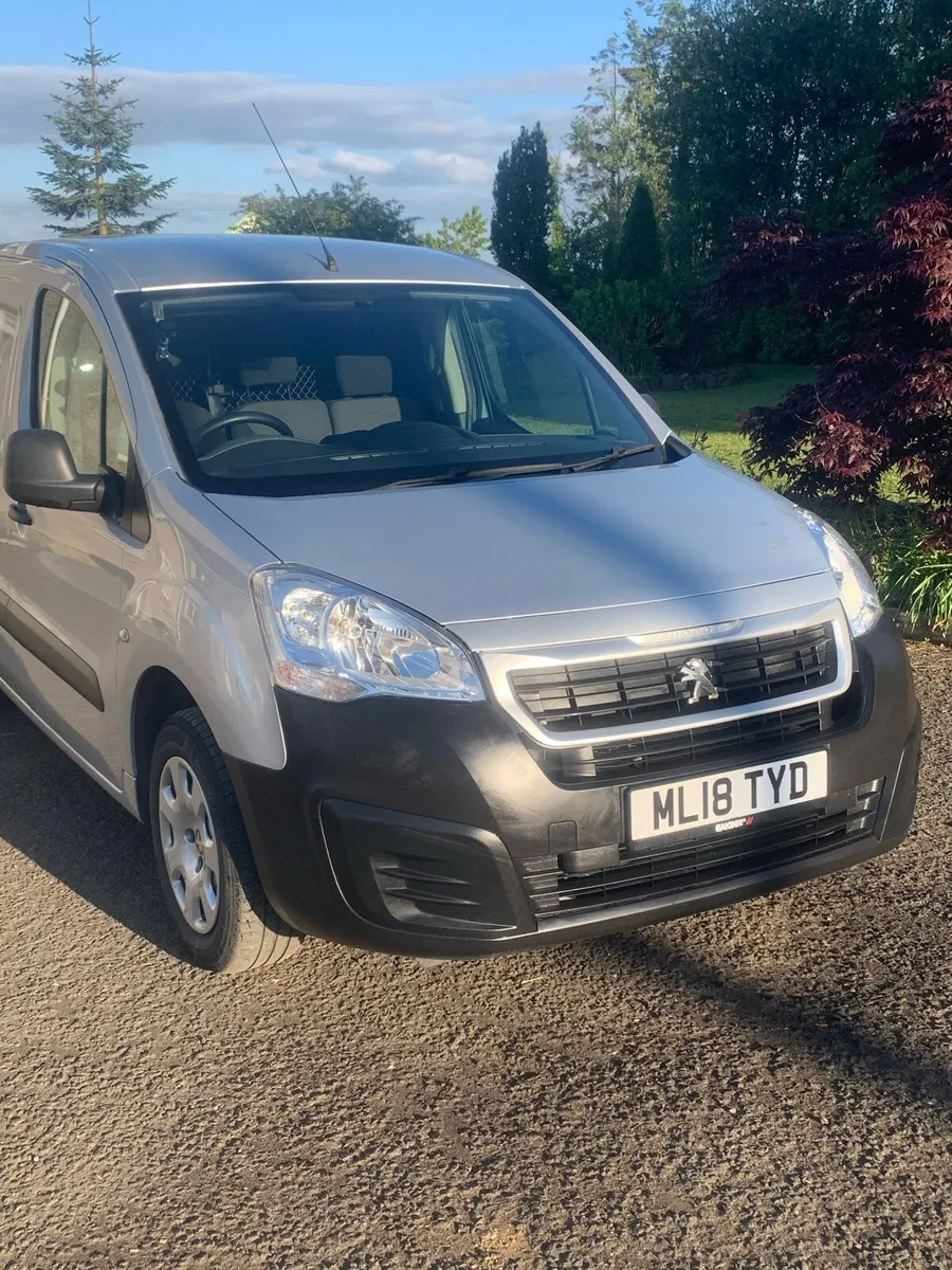 2018 Peugeot partner van berlingo - Image 1