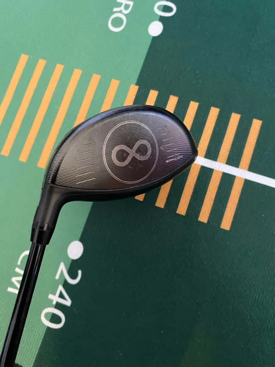 Cobra 🐍 LTD x LS Driver 9.0 - Image 3