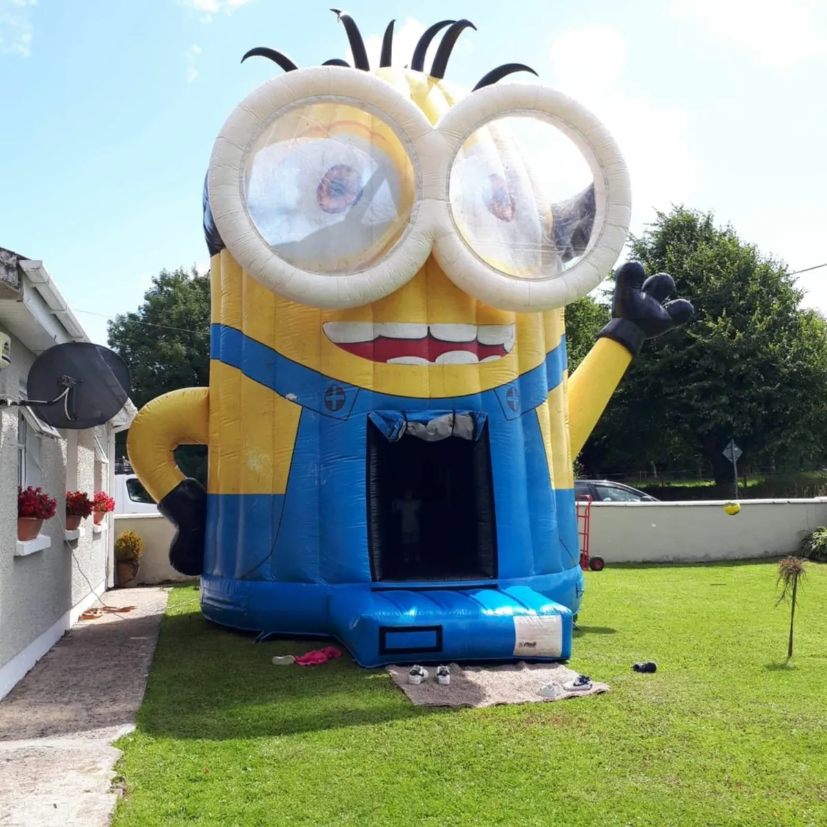 Bouncy castle - Image 1