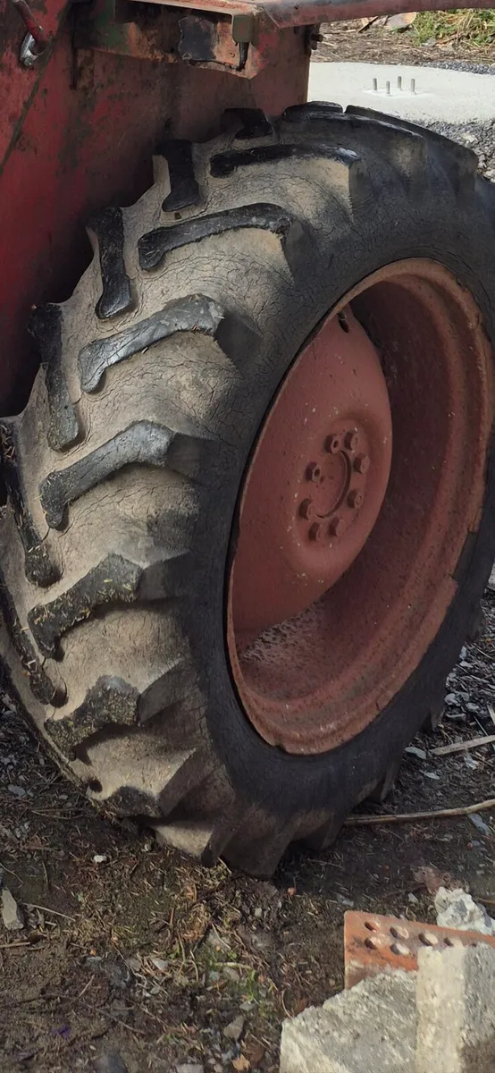 Massey 35 wheels - Image 2