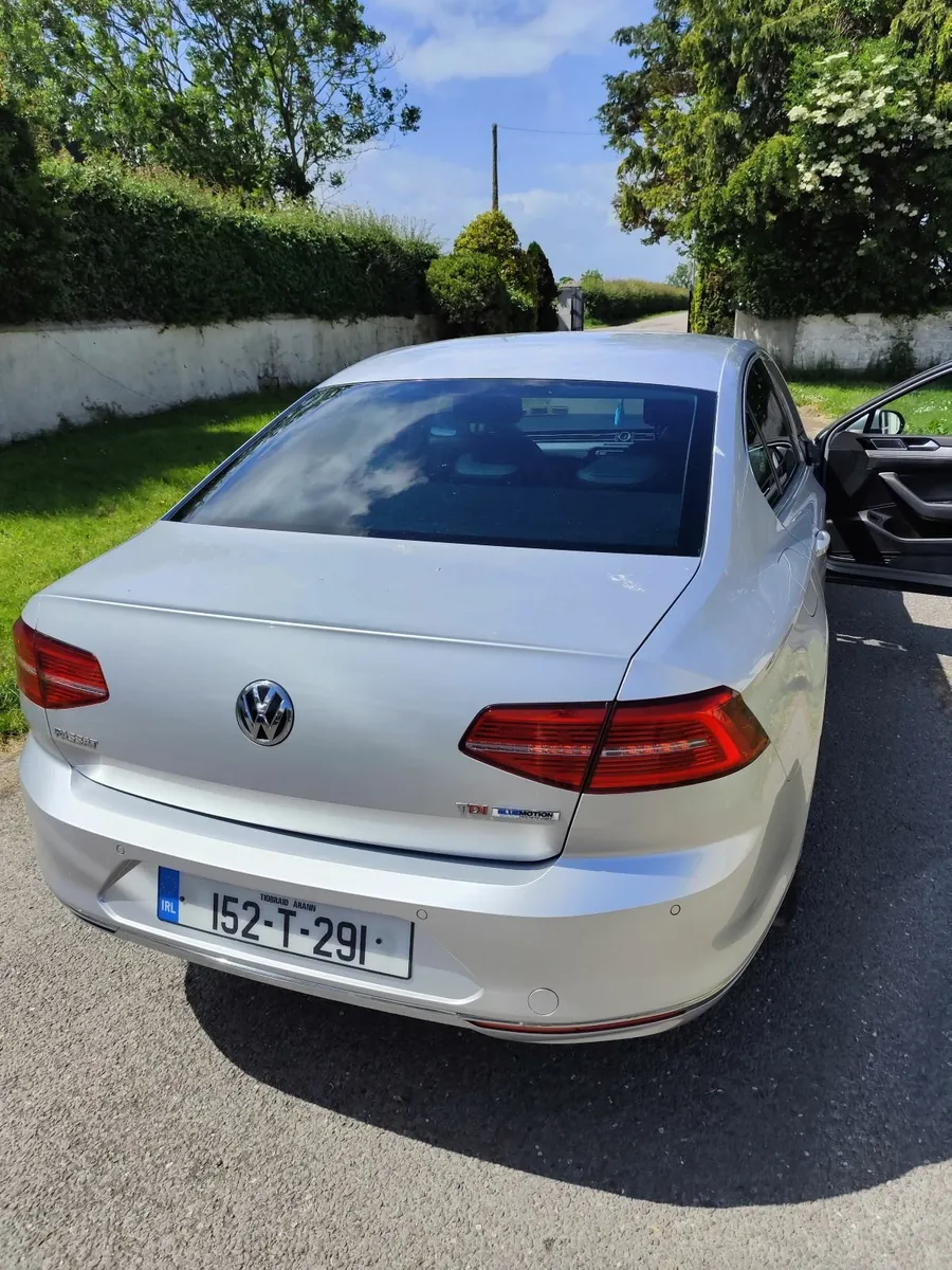 Volkswagen Passat 2015 - Image 4