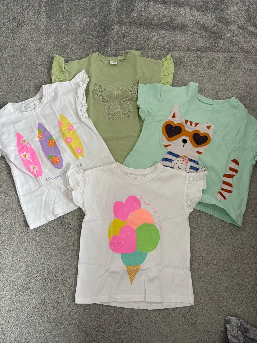 Girls T-shirts