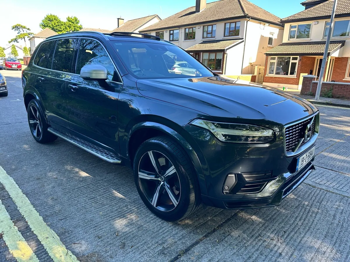 Volvo XC90 T8 Hybrid - Image 4