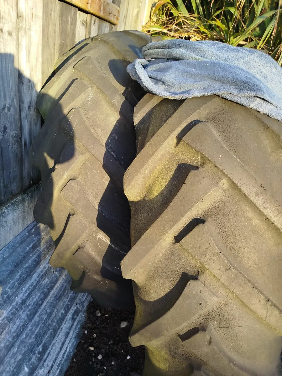 Tractor tyre's for David brown 995 - Image 4
