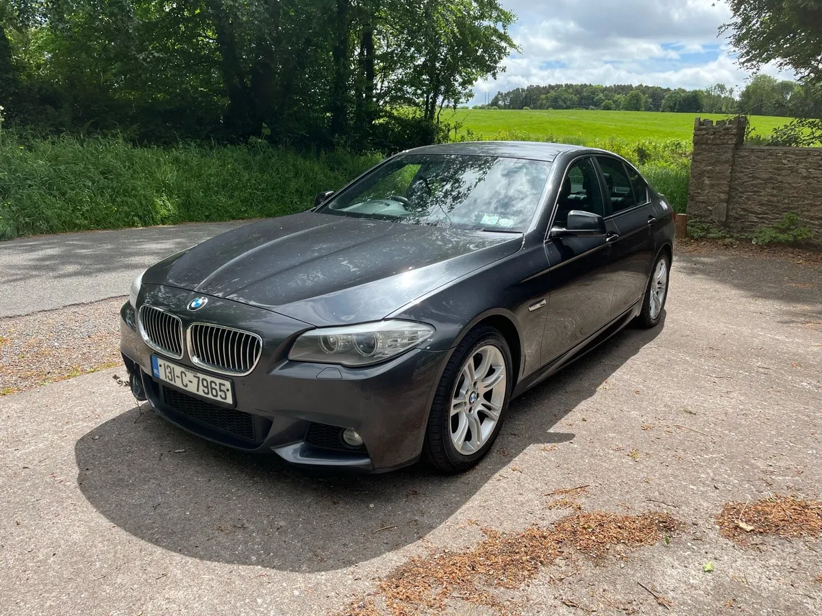 BMW 520 M-SPORT LOW KMS - Image 2