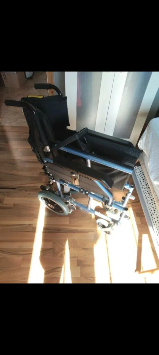Wheel chair - Image 3