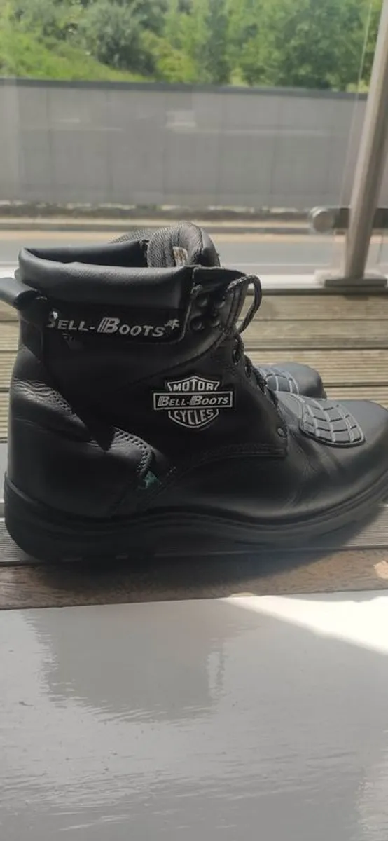 clothes, boots for motorcycle bicycle ride - Image 1