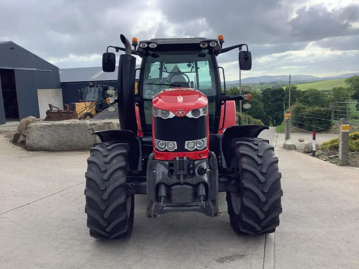 2014 MF 7618 - Image 2