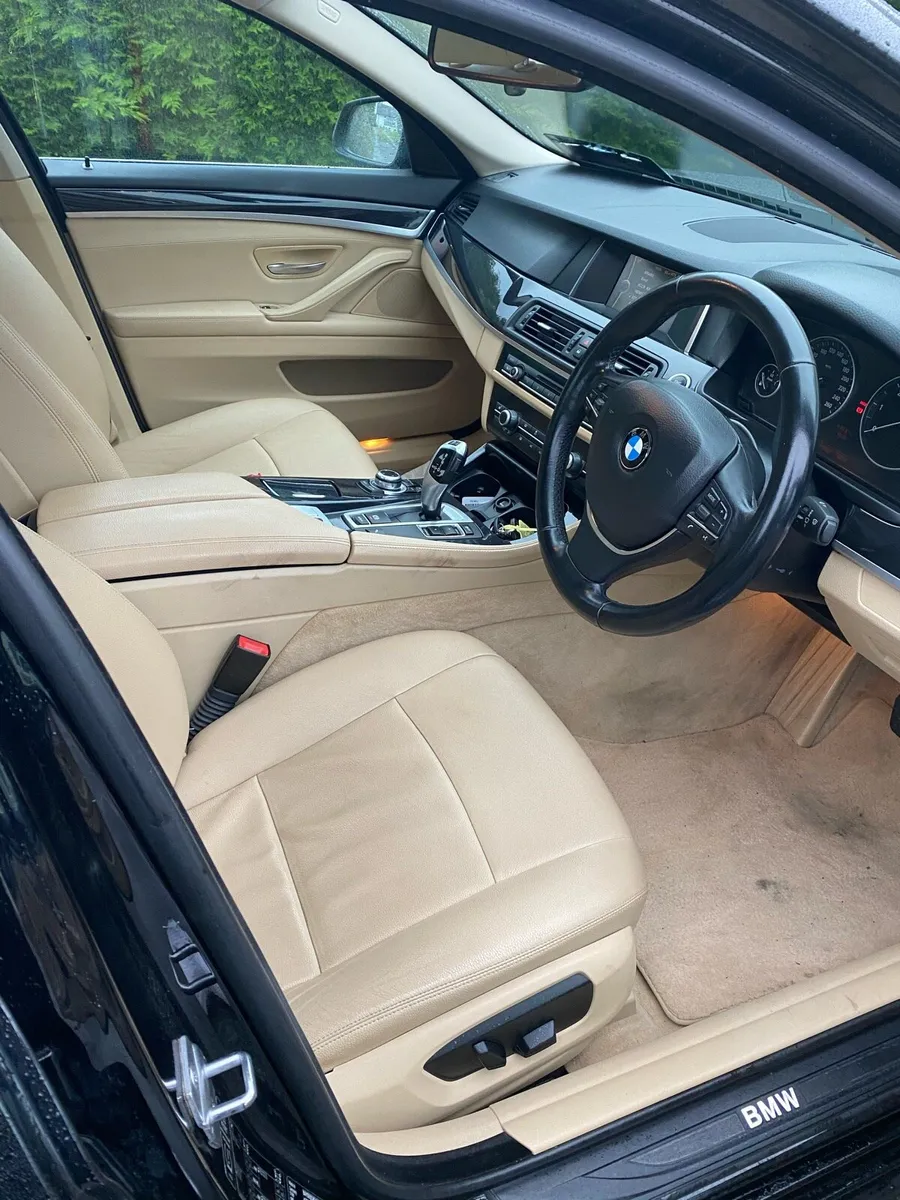 BMW 5 Series - Image 4
